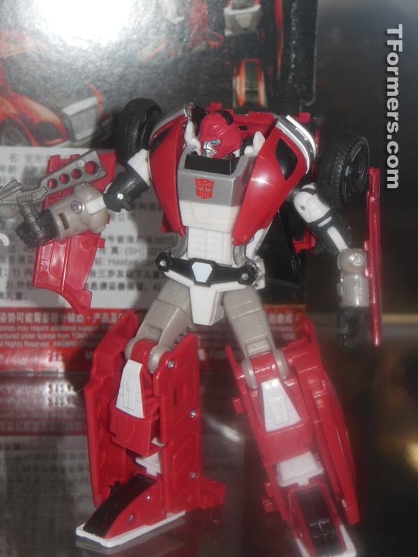 Sdcc 2012 Toys R Us Transformers Generations Asia Exclusive Swerve  (115 of 141)